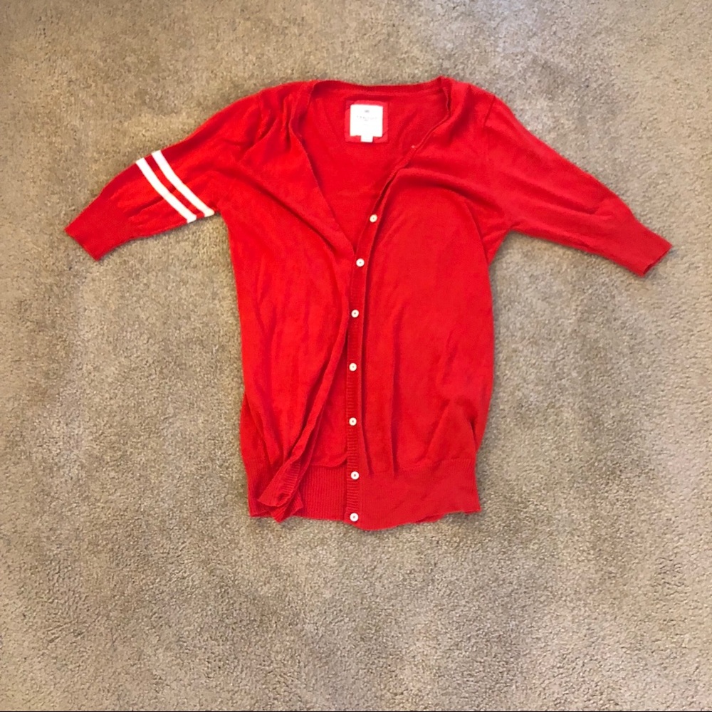 Red three-quarter sleeve cardigan with stripes